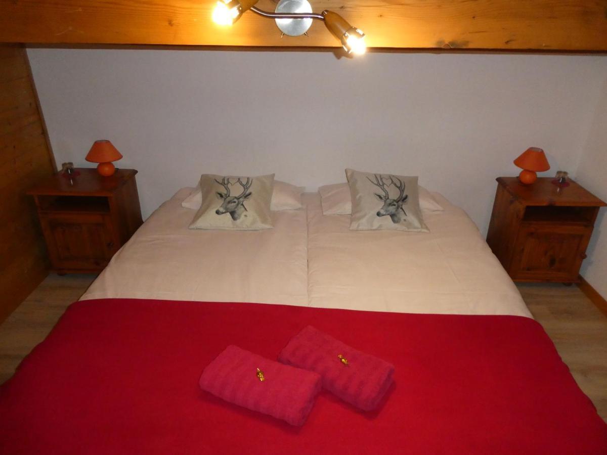 Central Hostel شاتيل المظهر الخارجي الصورة