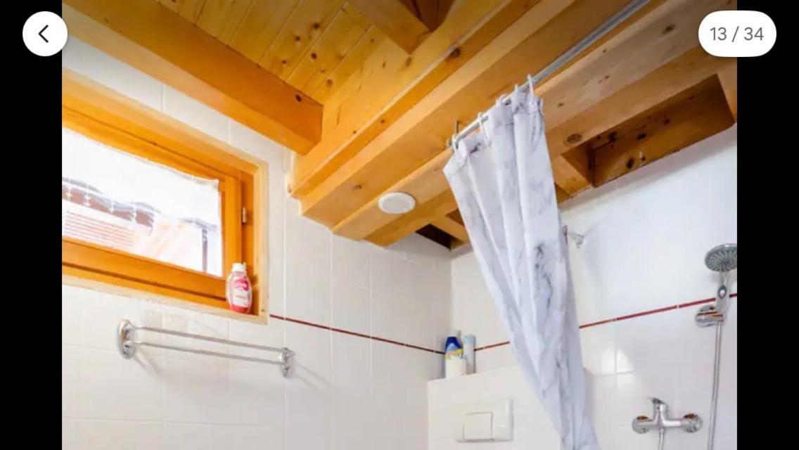 Central Hostel شاتيل المظهر الخارجي الصورة